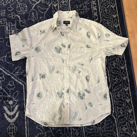 NWOT or EUC Club Monaco short sleeve button up sz medium - Picture 1 of 5